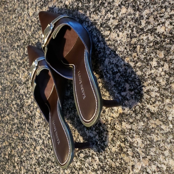 Karen Scott Heel - Picture 3 of 8